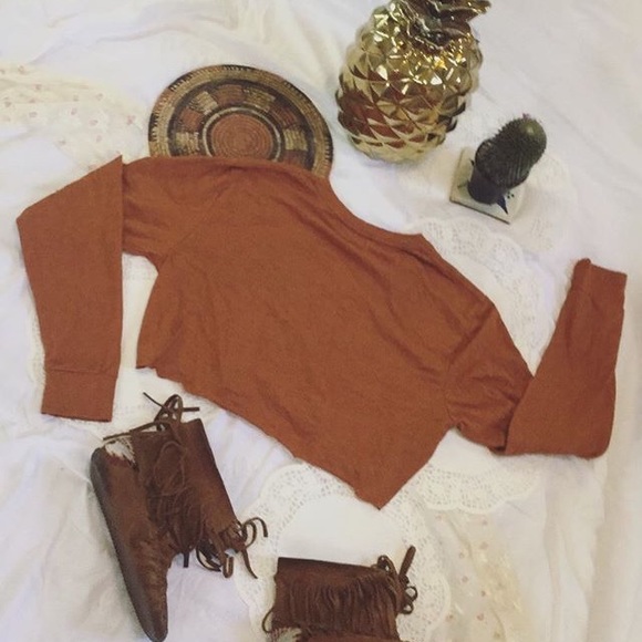 Cropped shirt - Picture 2 of 3